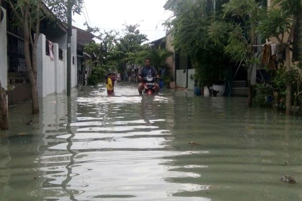 Gelombang Laut Mengganas...