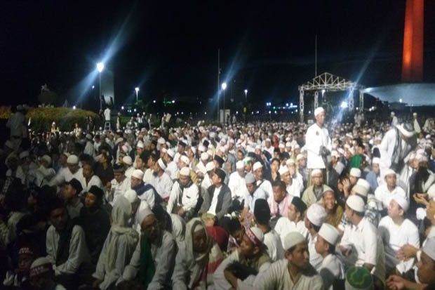 Gubernur Anies Hadiri...