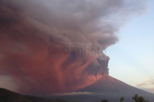 Gunung Agung Kembali...