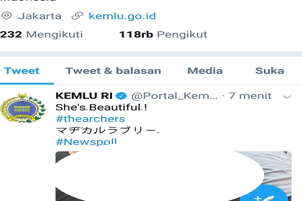 Akun Twitter Kemlu RI...