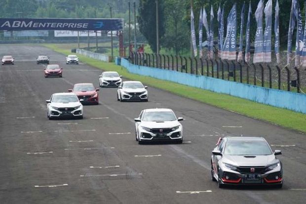 Komunitas Uji Ketangguhan...