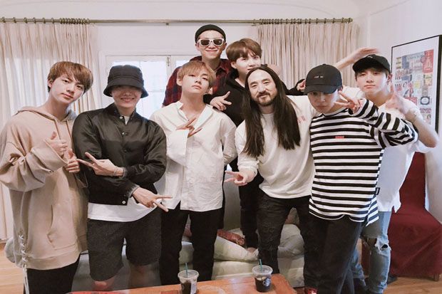 Steve Aoki Bakal Bawa...