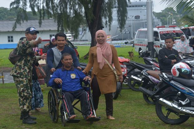 TNI AL Berikan Layanan...
