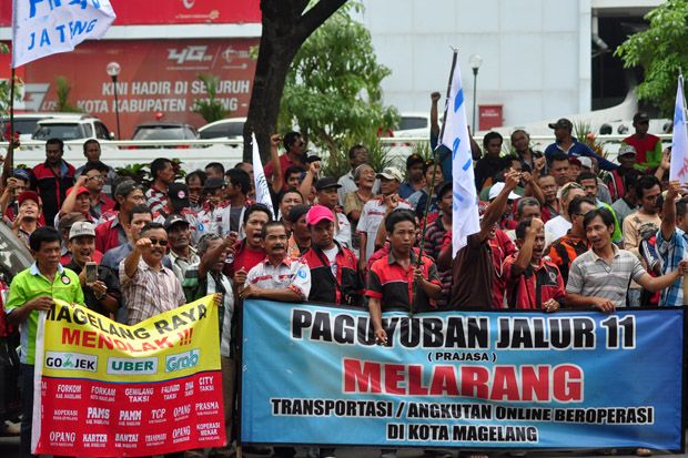 Blokade Jalan, Sopir...