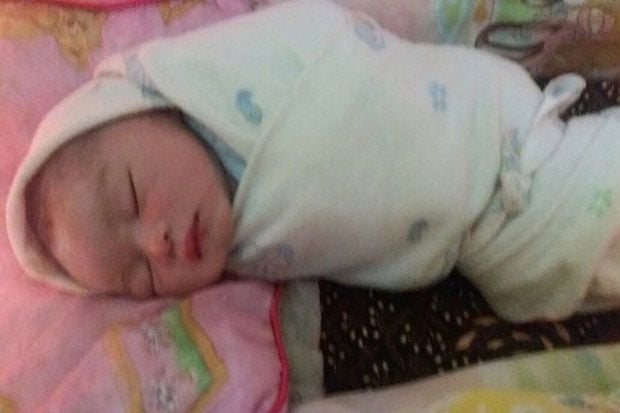 Baru Lahir 2 Jam, Bayi...