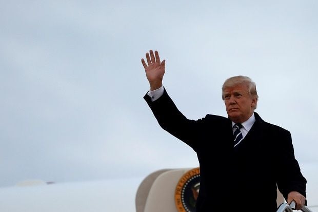 Trump Masih Pertimbangkan...