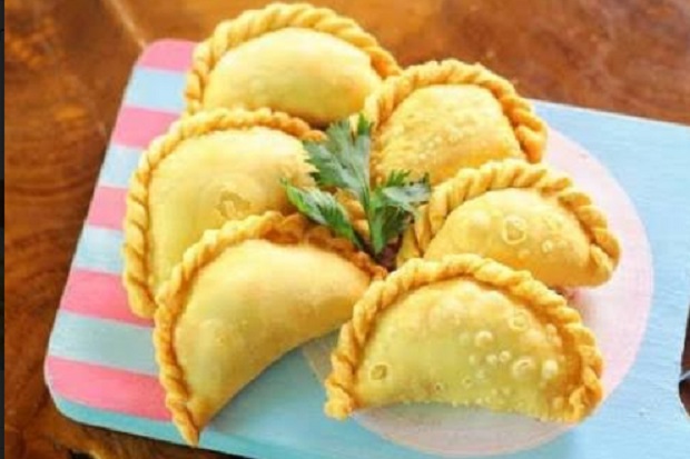 Yuk Bunda, Buat Pastel...
