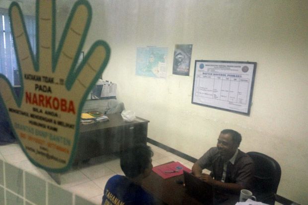 BNN Banten Tangkap Kurir...