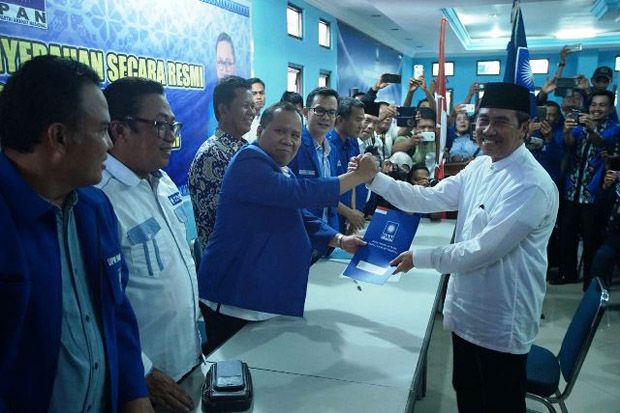 PAN Pasang Dua Kaki...