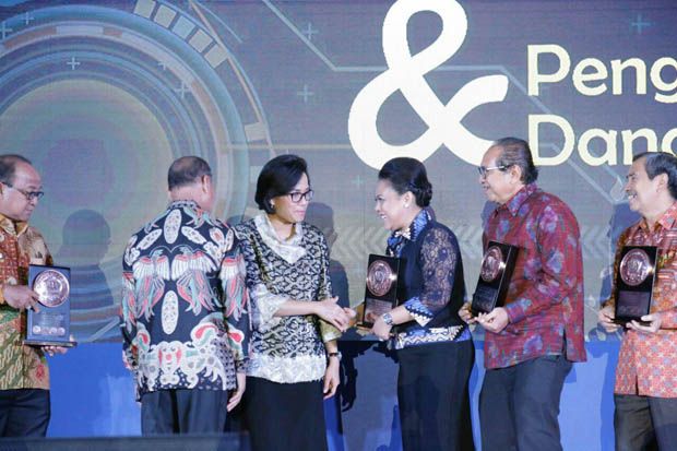 Bupati Tabanan Raih...