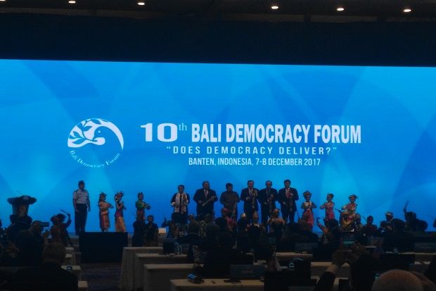 Menlu Retno pada Delegasi...
