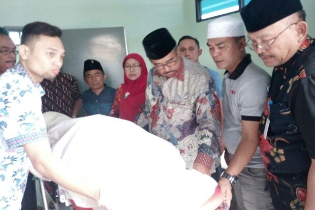 Selesai Salat Jumat,...