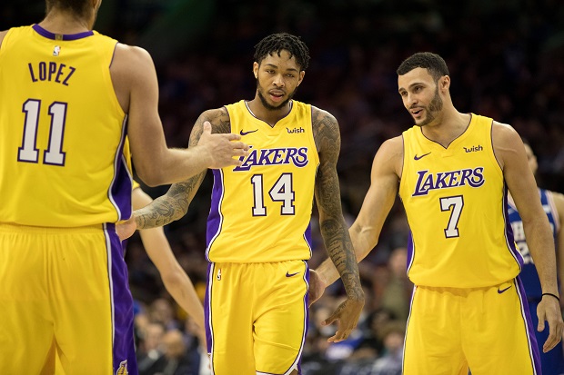 Lakers Hentikan Lima...