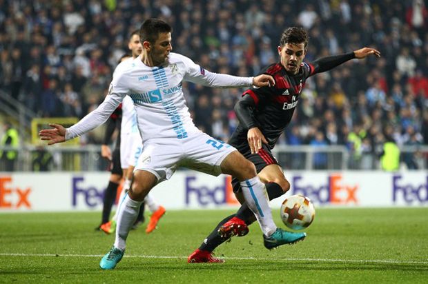 AC Milan Tersungkur...