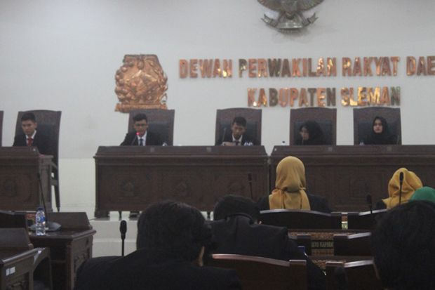 Saat Mahasiswa FH UII...