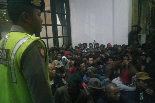 Jelang Natal dan Tahun...