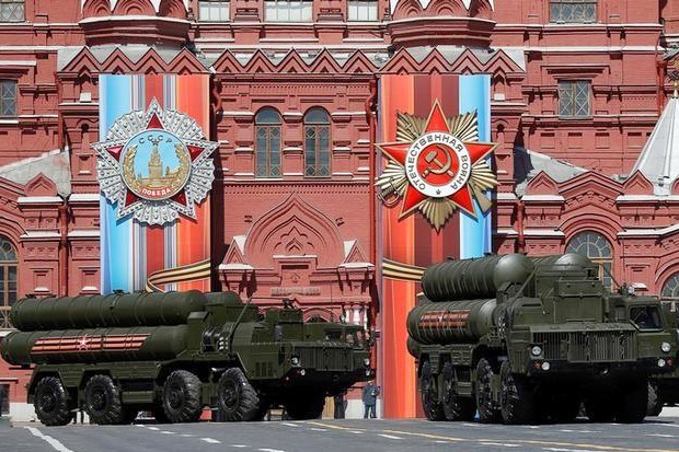 Rusia Bantah Langgar...