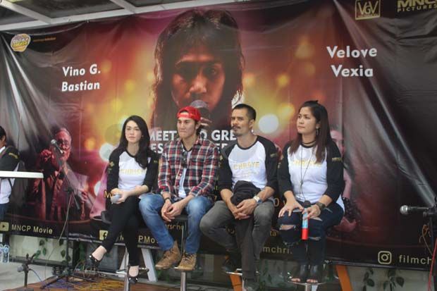 Pemain Utama Film Chrisye...