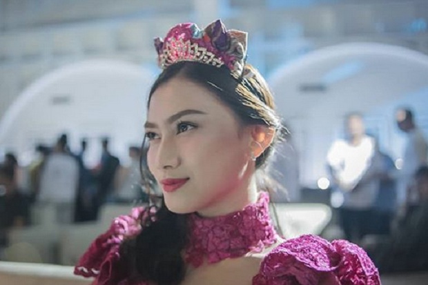 Melody JKT48 Kalahkan...