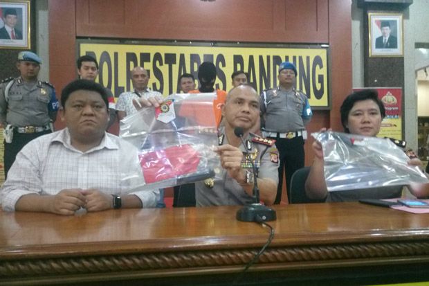 Pelaku Pembunuhan di...