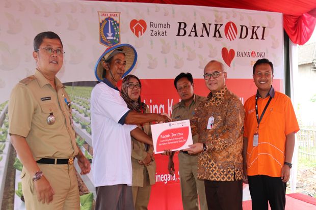 Bank DKI Berikan Fasilitas...
