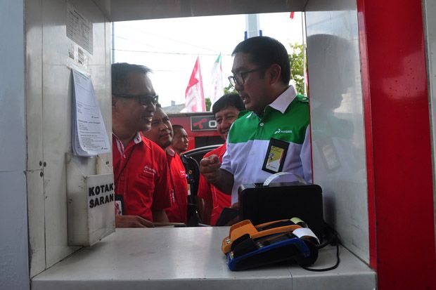 Beli BBM di SPBU Semarang...