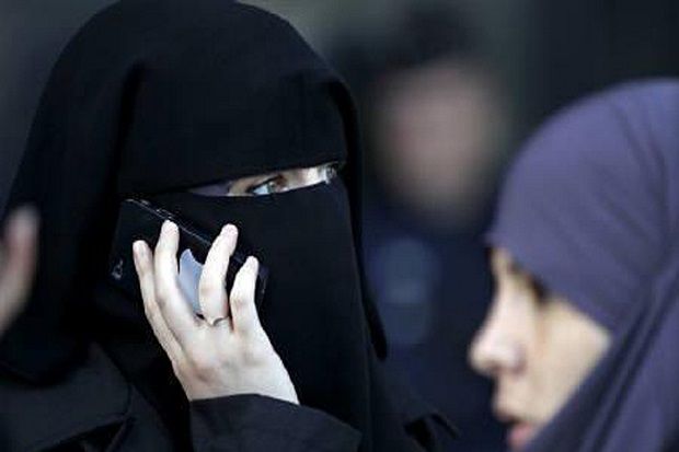 Imam Australia: Muslimah...