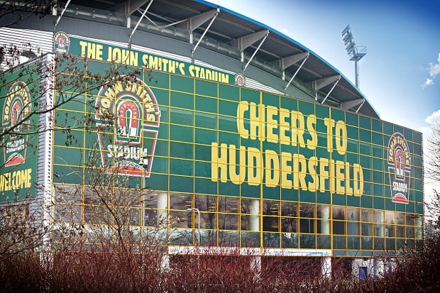 Susunan Pemain Huddersfield...