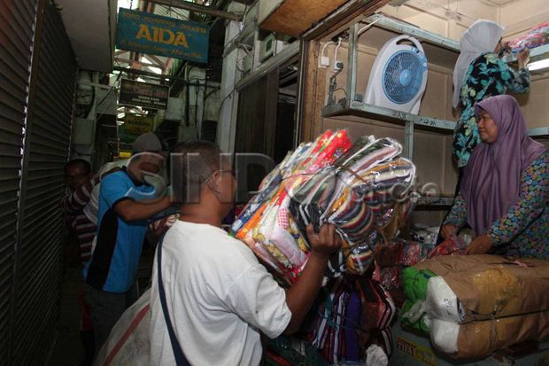 Proyek Pasar Klewer...