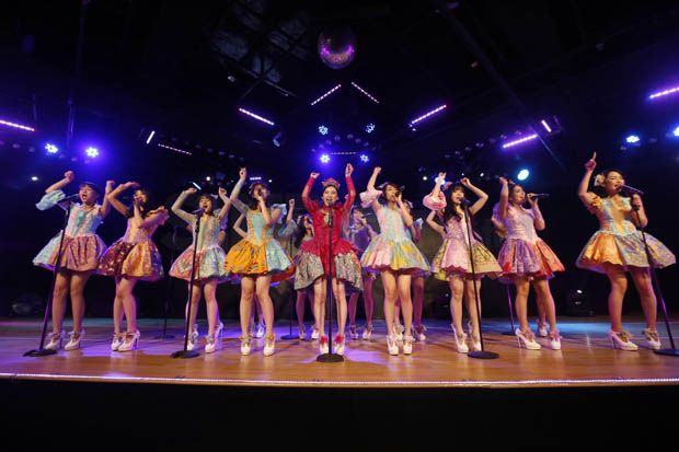 JKT48 Padukan Batik...
