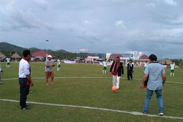 Jalin Persahabatan,...