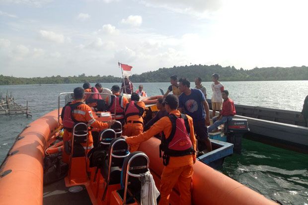 Kapal Pompong Tabrakan...