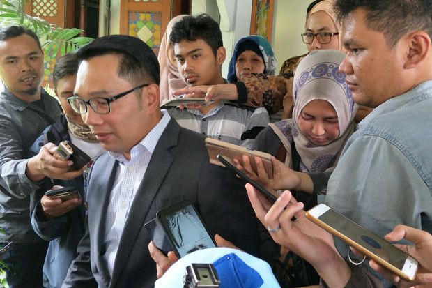 Ditinggal Golkar, Ridwan...
