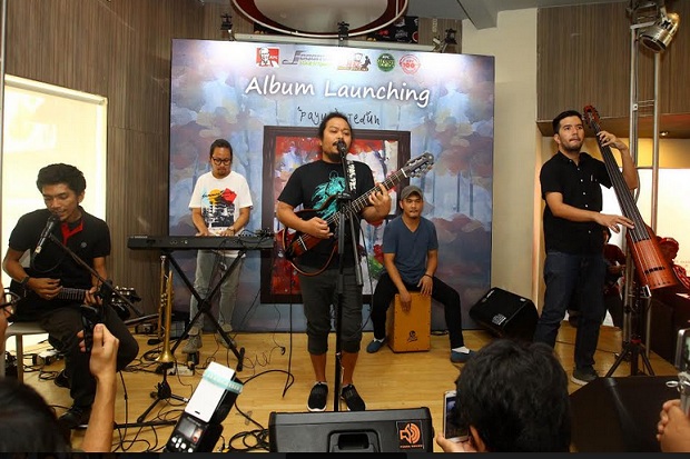Rilis Album Ketiga,...