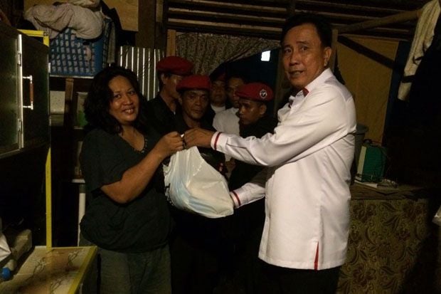 Perindo Sulut Beri Bantuan...