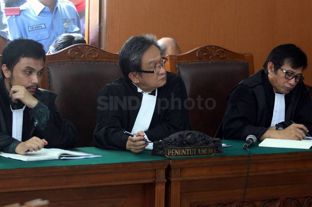 Kuasa Hukum Minta Setnov...