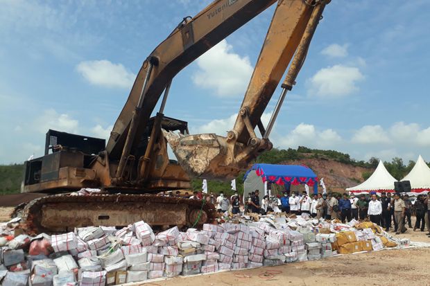 36 Ton Makanan Olahan...