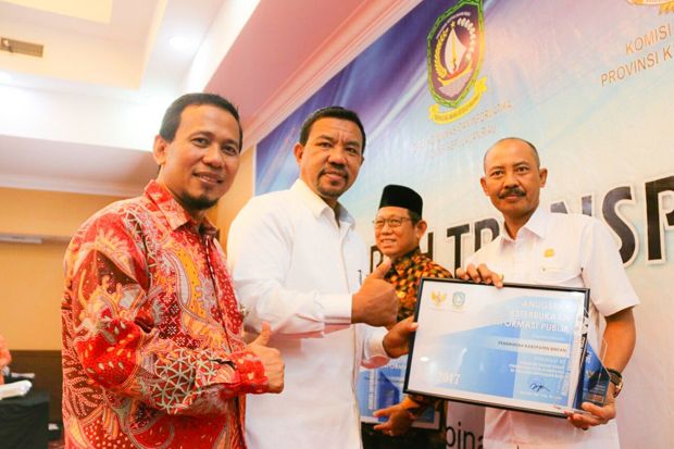 Pemkab Bintan Terima...