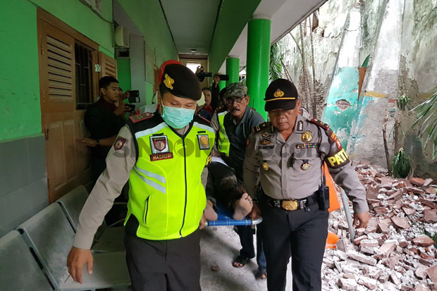 Cagar Budaya Roboh,...