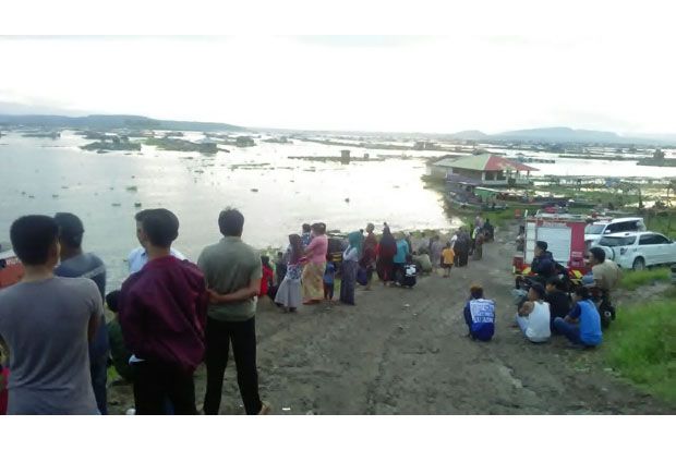 6 Penumpang Perahu Masih...