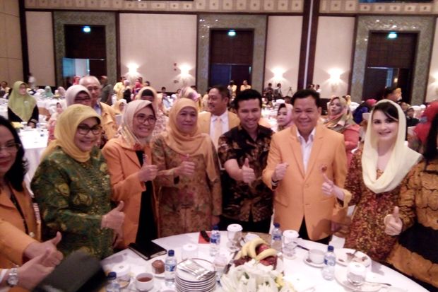 Soal Dukungan PAN, Khofifah:...