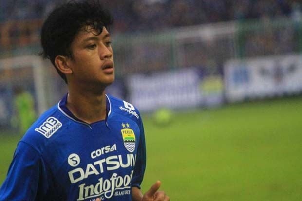 Tak Ingin Talenta Membusuk,...