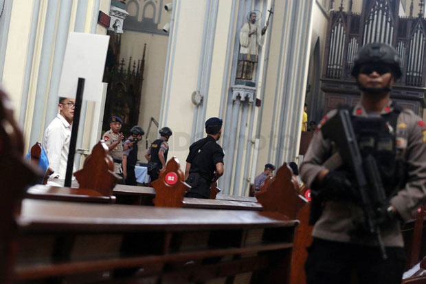 Begini Cara Polisi Amankan...