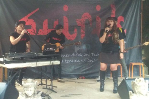 Mitha The Virgin Bintangi...