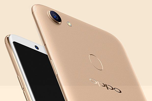 Ambil Momen Natal, Oppo...