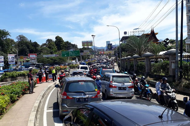 Libur Natal 2017 Berakhir,...