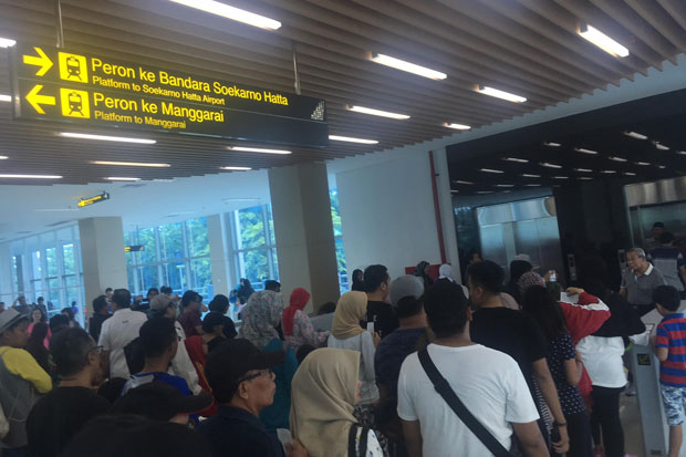 Hari Pertama Uji Coba,...