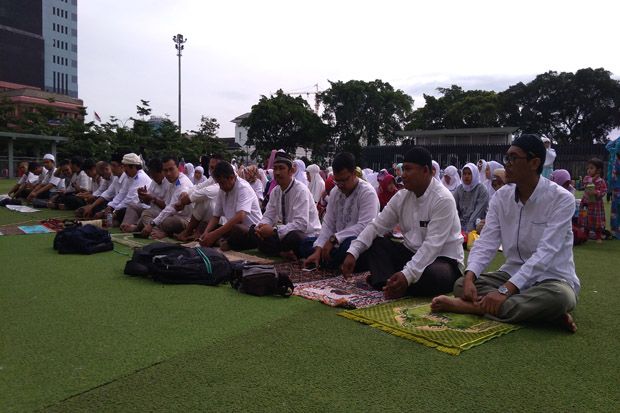 Tak Kunjung Dibayar,...