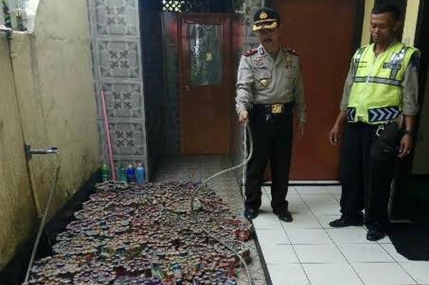 Jelang Malam Tahun Baru,...