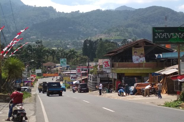 Pagi Ini, Arus Lalu...